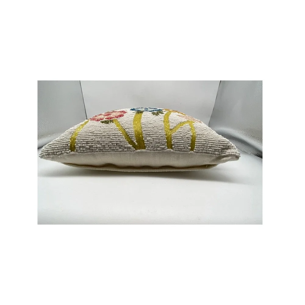 Primrose Vintage‎ White Hand Beaded Floral Decorative Throw Pillow Garden Flower